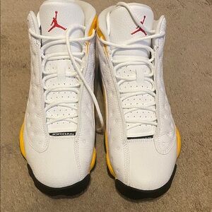 Jordan White /university red del sol